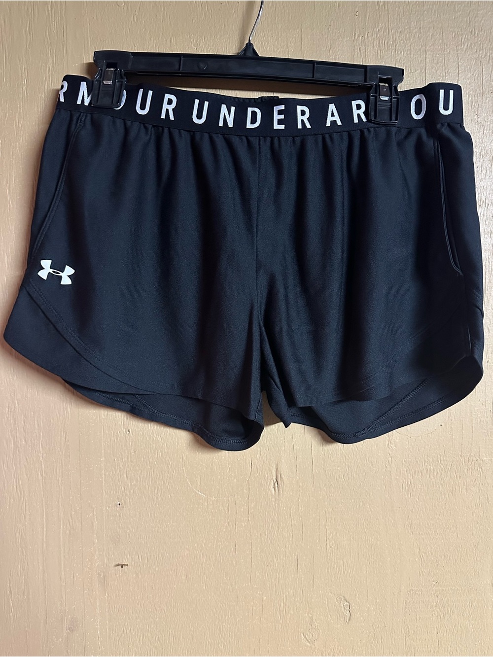 Under Armour Women’s Black Athletic Shorts with Logo Waistband